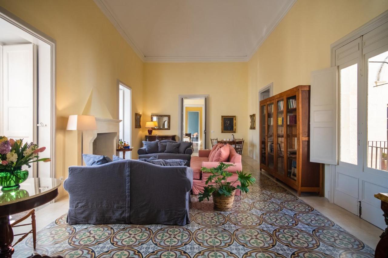 Palazzo Garzia - Dimora Storica Hotel Maglie Ngoại thất bức ảnh